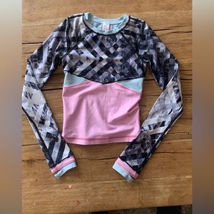 IVIVVA Lululemon kids gym run yoga surf swim top long sleeve sport 6 small flaw